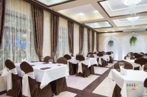 Австрийские шторы для ресторанов и гостиниц в Кирове